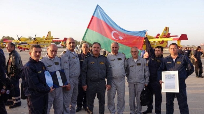 Israel awards Azerbaijani fire-fighting team for helping tackle wildfires